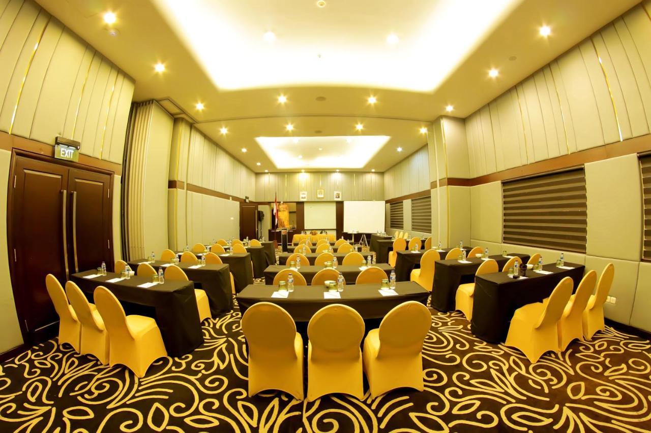 Swiss-Belhotel Ambon Dış mekan fotoğraf