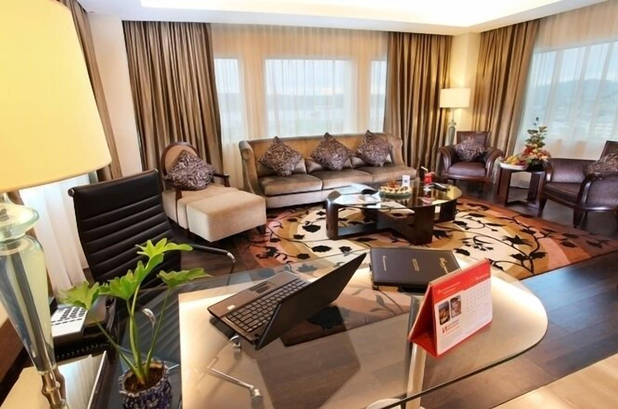 Swiss-Belhotel Ambon Dış mekan fotoğraf